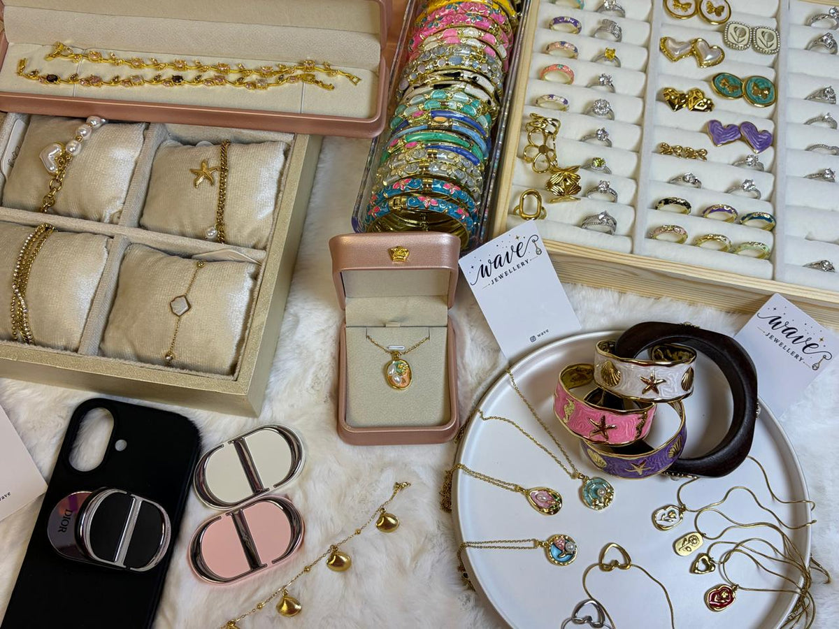 Wave Jewellery office pieces