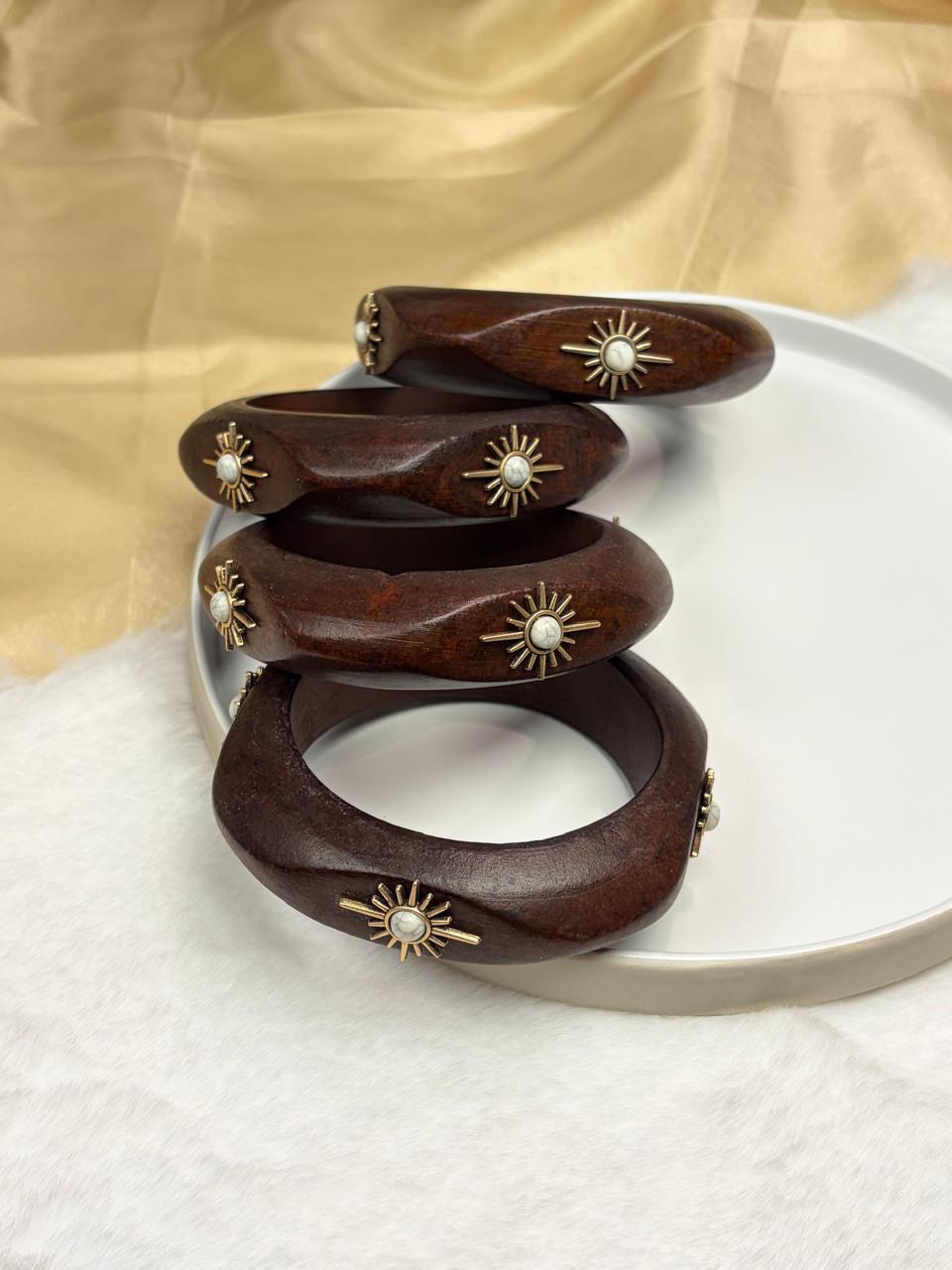 Y2K chunky oversized wooden bangles (price for one only)